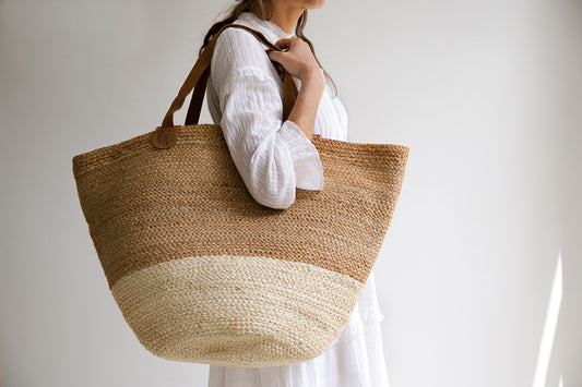 Jute tas met leren hengsel