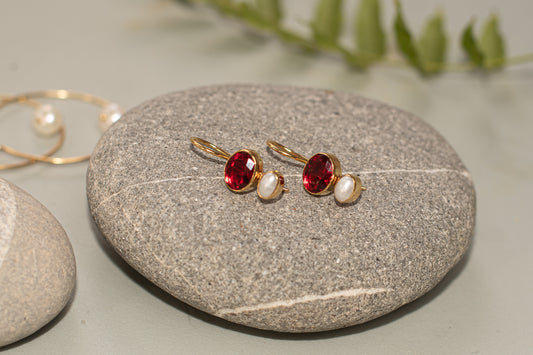 Oorbellen Helder Rode Steen